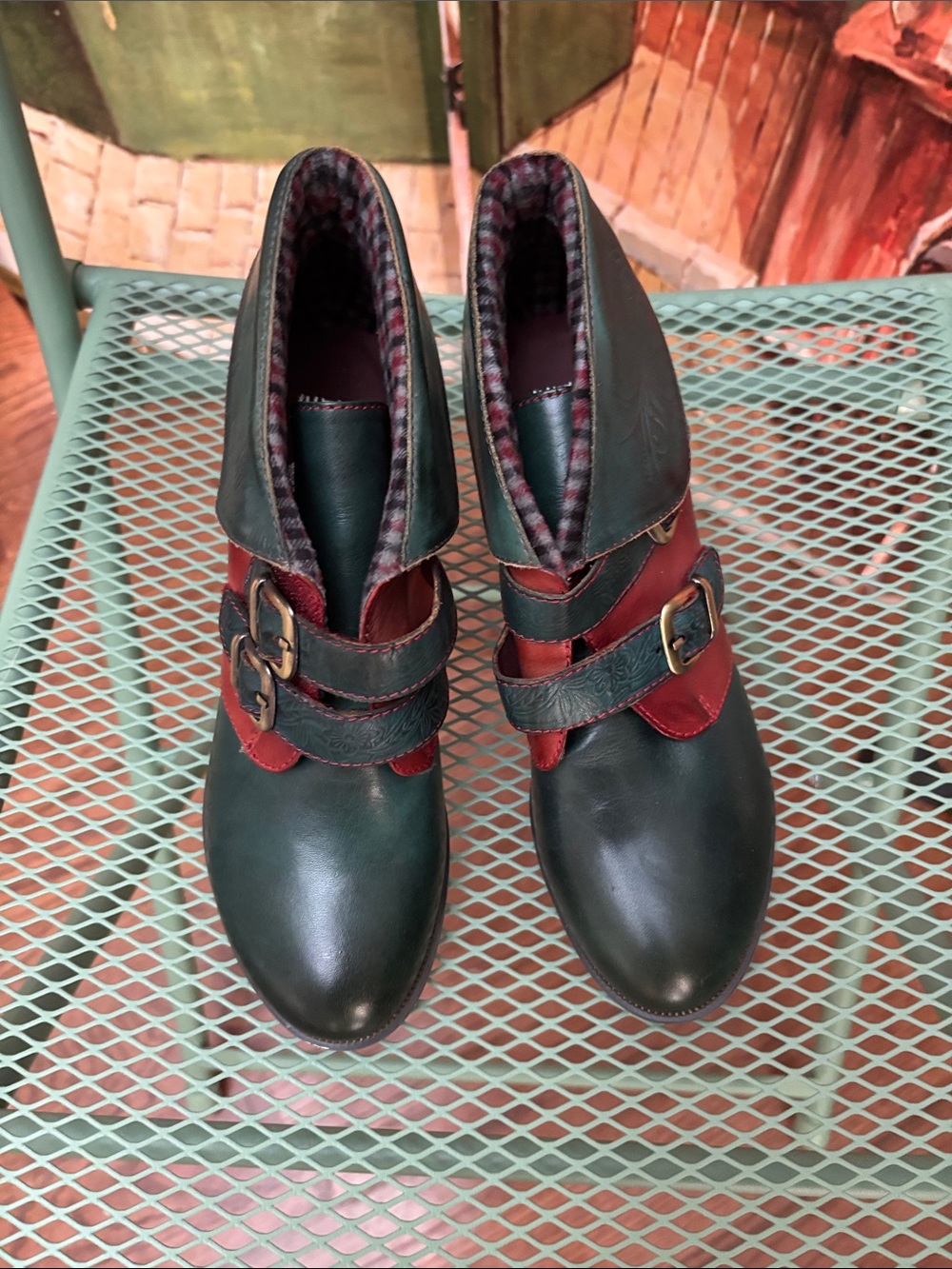 Spring Step L’Artiste, Women’s Green and Red Leather Buckle Ankle Boots, Size 7